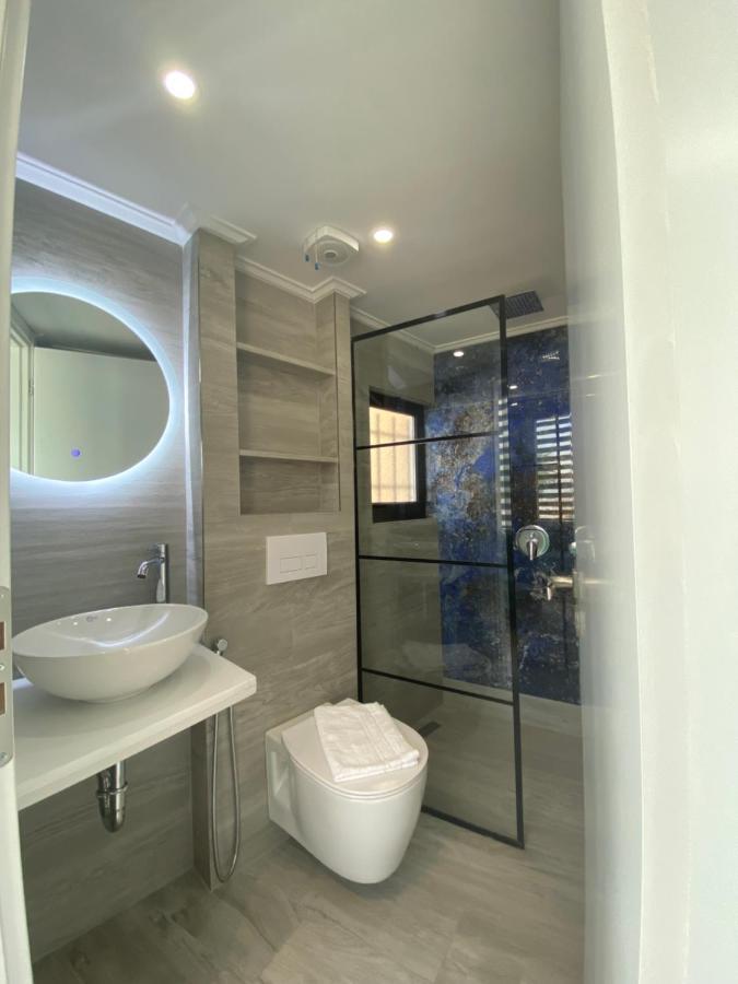 Crown Apartment Sarande Exterior photo